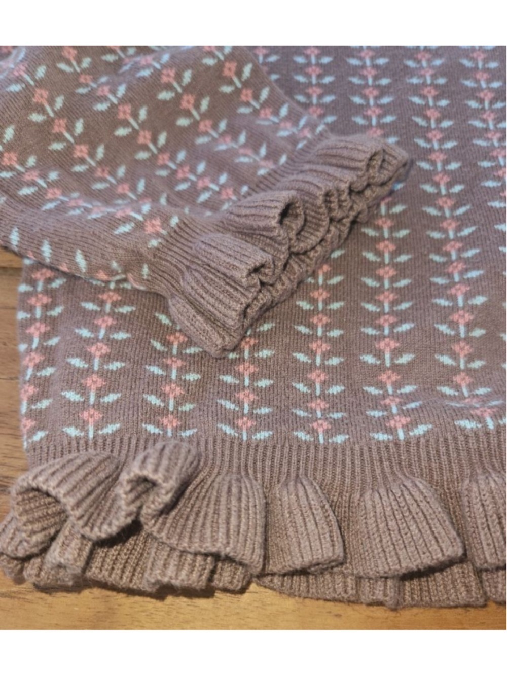 ModCloth Ruffle Sweater Size L - Picture 4 of 4